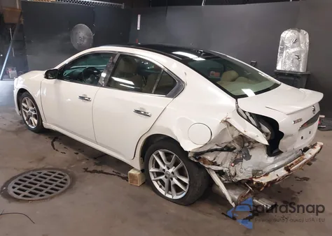 2009 Nissan Maxima 3.5 Sv W/Premium Pkg z USA, uszkodzony, nr VIN 1N4AA51E69C844523